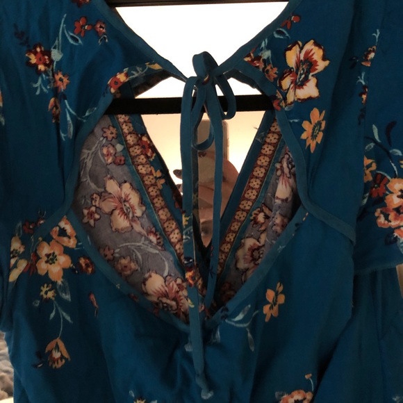 Floral romper! - Picture 5 of 6
